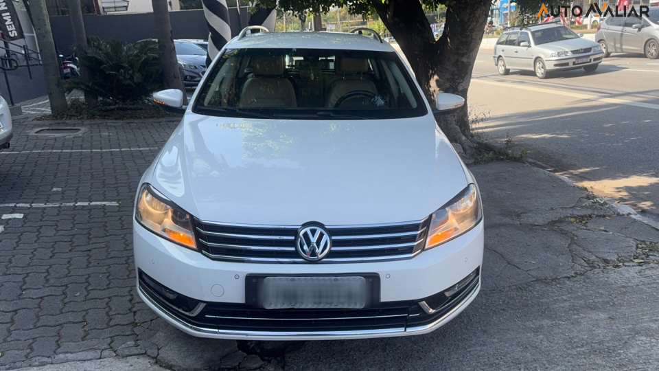 VOLKSWAGEN PASSAT VARIANT 2.0 TSI 16V 211CV GASOLINA 4P AUTOMÁTICO