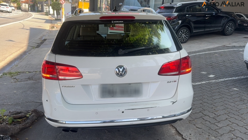 VOLKSWAGEN PASSAT VARIANT 2.0 TSI 16V 211CV GASOLINA 4P AUTOMÁTICO
