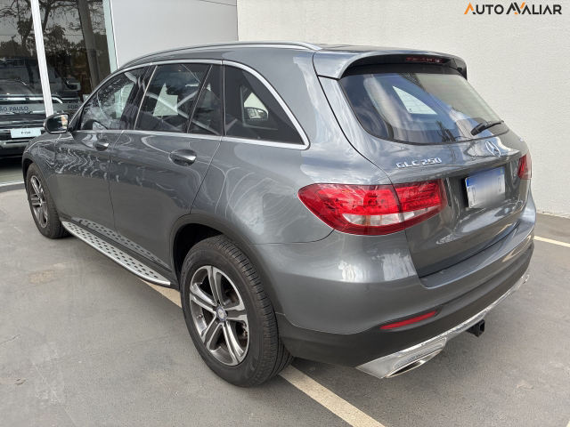 MERCEDES-BENZ GLC 250 2.0 CGI GASOLINA 4MATIC 9G-TRONIC