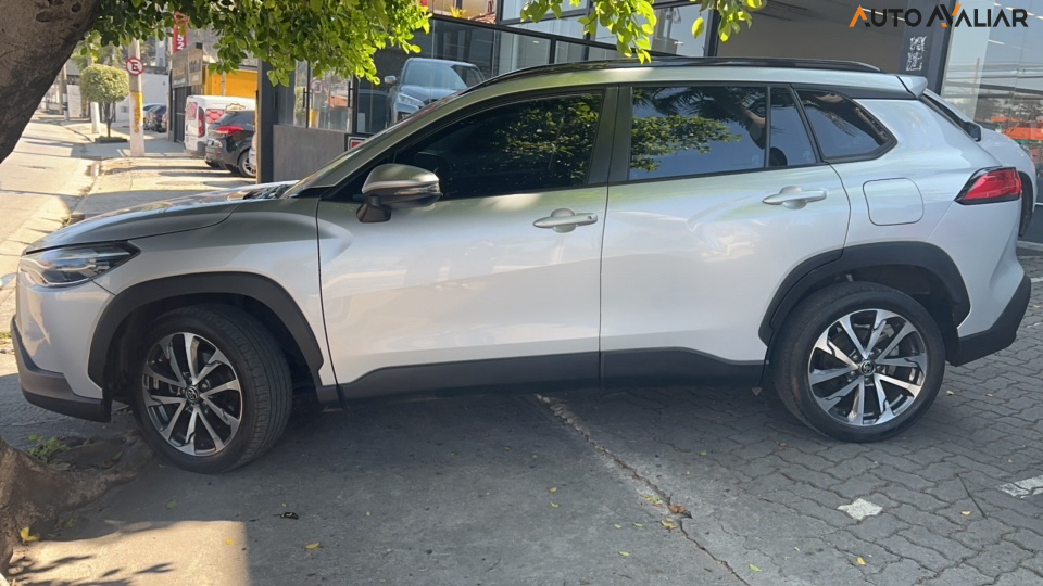 TOYOTA COROLLA CROSS 2.0 VVT-IE FLEX XRE DIRECT SHIFT