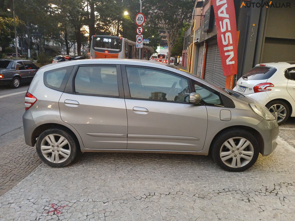 HONDA FIT 1.5 EX 16V FLEX 4P AUTOMATICO