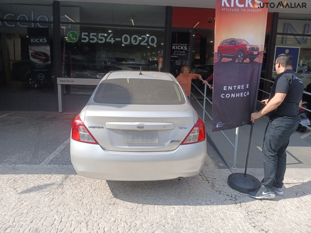 NISSAN VERSA 1.6 16V FLEX SL 4P MANUAL
