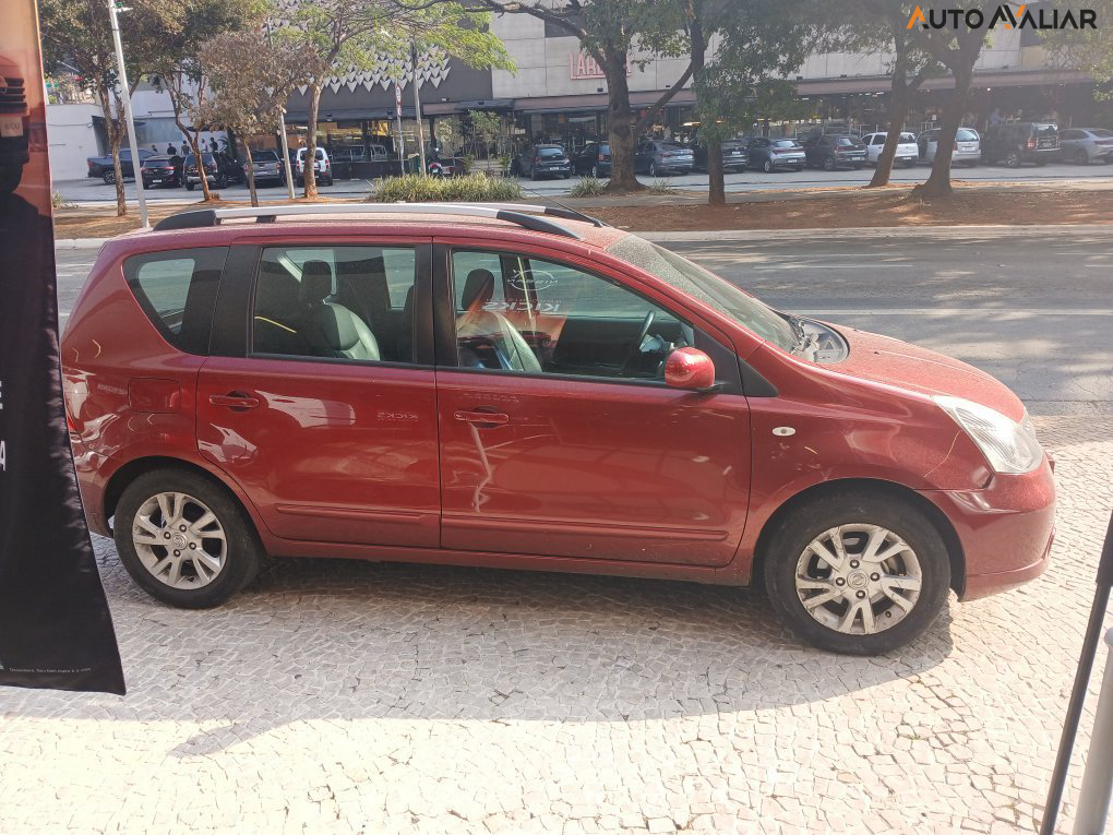 NISSAN LIVINA 1.8 SL 16V FLEX 4P AUTOMATICO