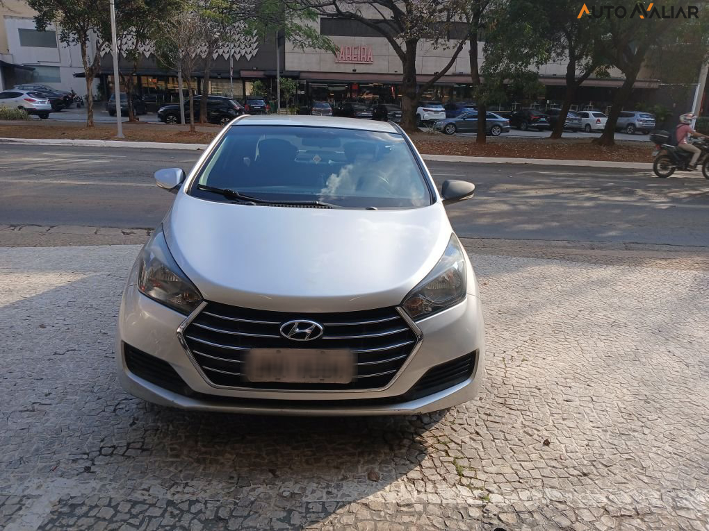 HYUNDAI HB20S 1.6 COMFORT PLUS 16V FLEX 4P MANUAL