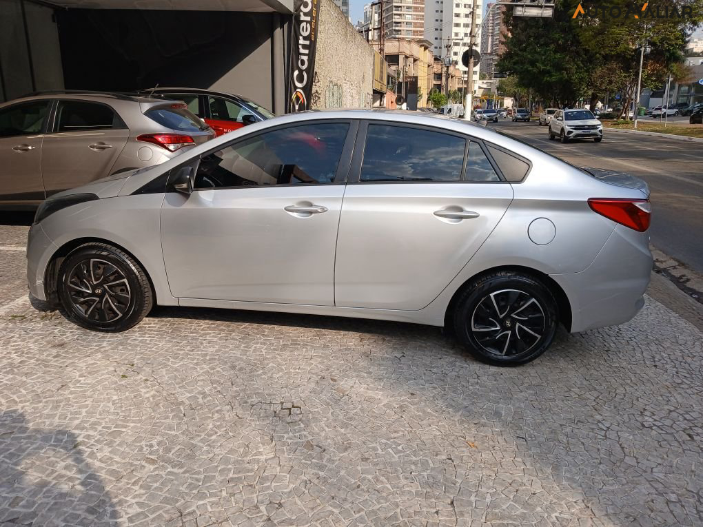 HYUNDAI HB20S 1.6 COMFORT PLUS 16V FLEX 4P MANUAL