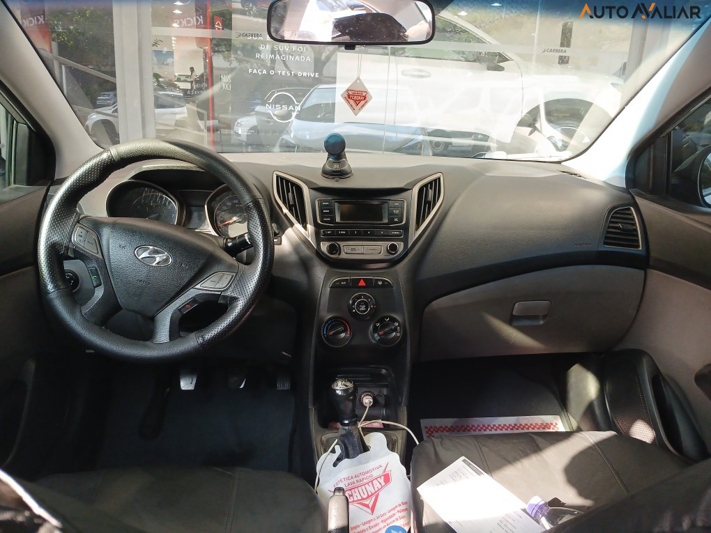 HYUNDAI HB20S 1.6 COMFORT PLUS 16V FLEX 4P MANUAL