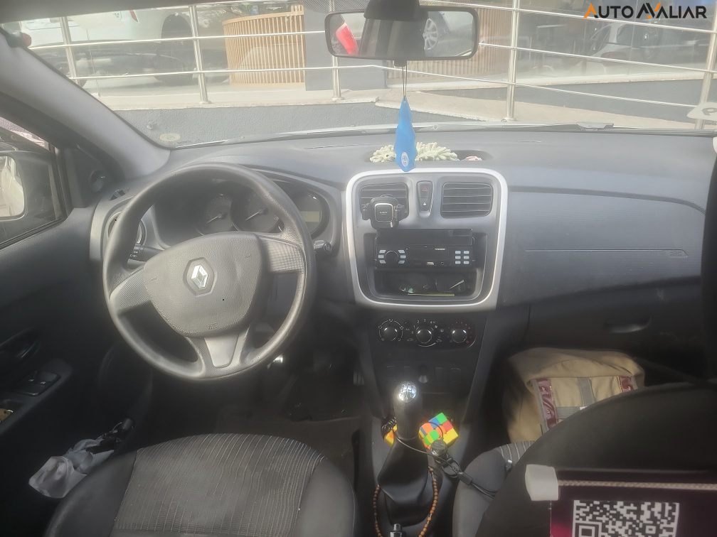 RENAULT SANDERO 1.0 AUTHENTIQUE 16V FLEX 4P MANUAL