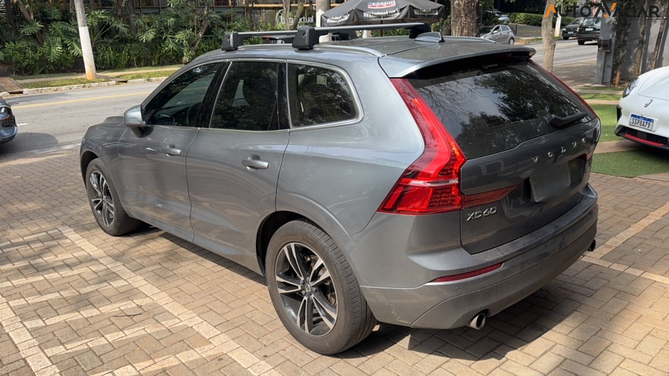 VOLVO XC60 2.0 T5 GASOLINA MOMENTUM AWD GEARTRONIC