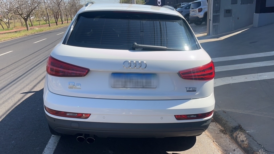 AUDI Q3 2.0 TFSI ATTRACTION QUATTRO 4P GASOLINA S TRONIC