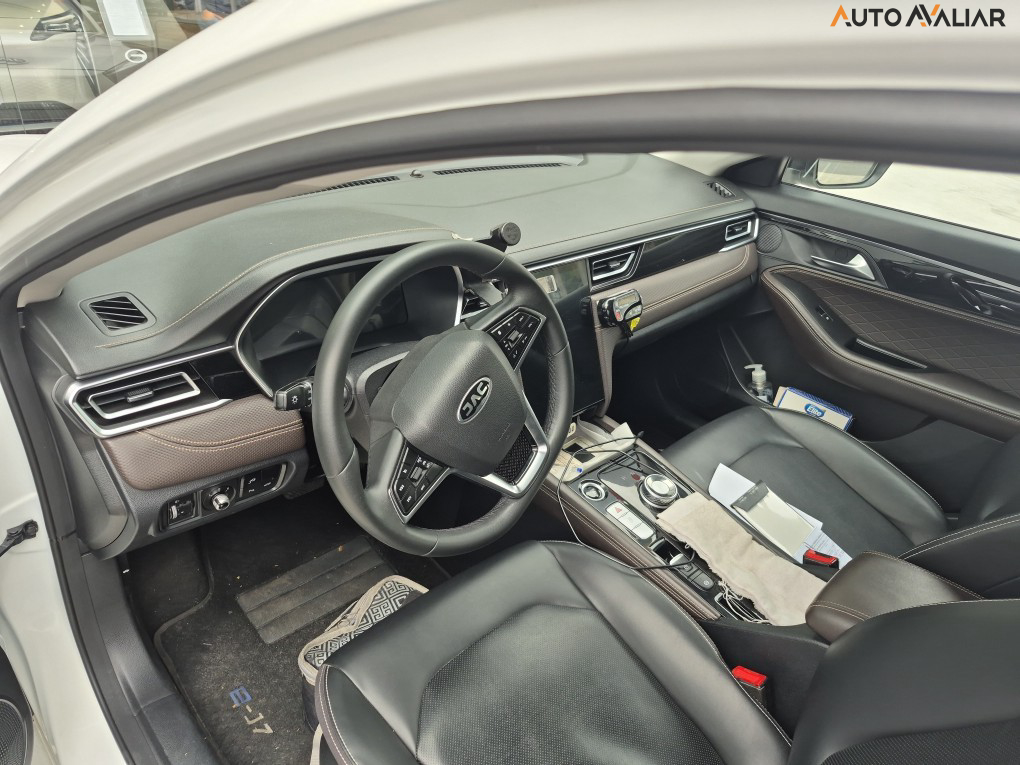 JAC E-J7 ELÉTRICO AUTOMÁTICO