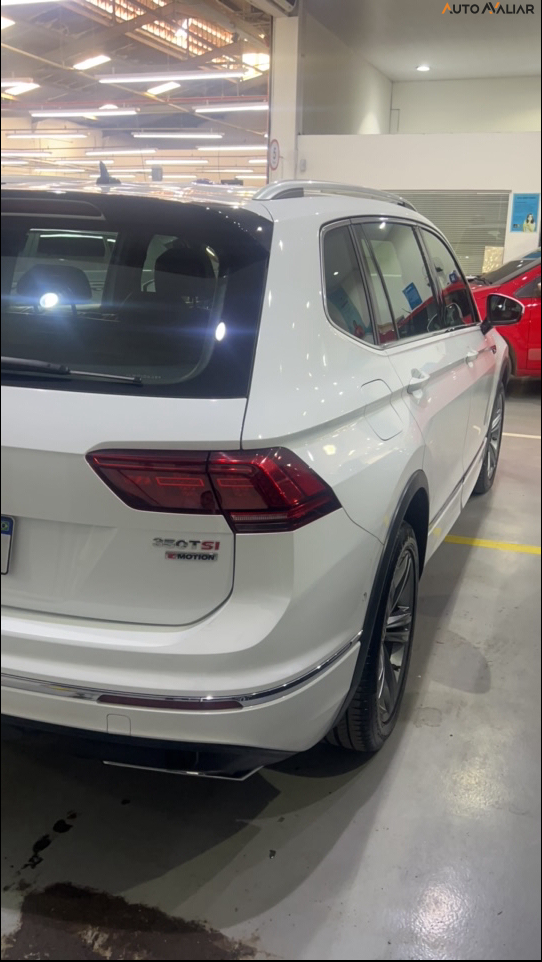 VOLKSWAGEN TIGUAN 2.0 350 TSI GASOLINA ALLSPACE R-LINE 4MOTION DSG