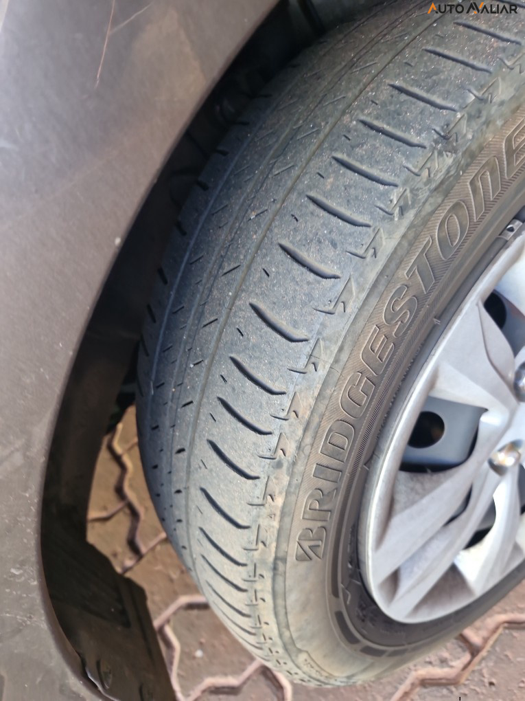 HYUNDAI HB20S 1.6 COMFORT PLUS 16V FLEX 4P MANUAL