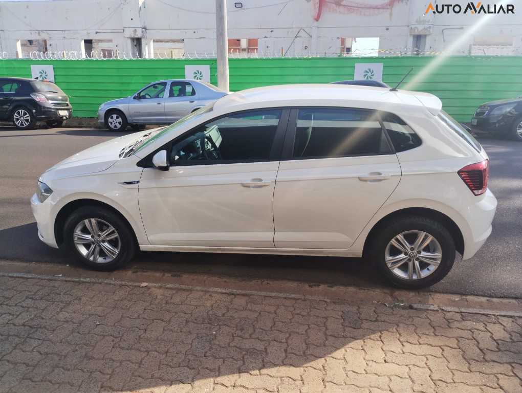 VOLKSWAGEN POLO 1.6 MSI TOTAL FLEX MANUAL