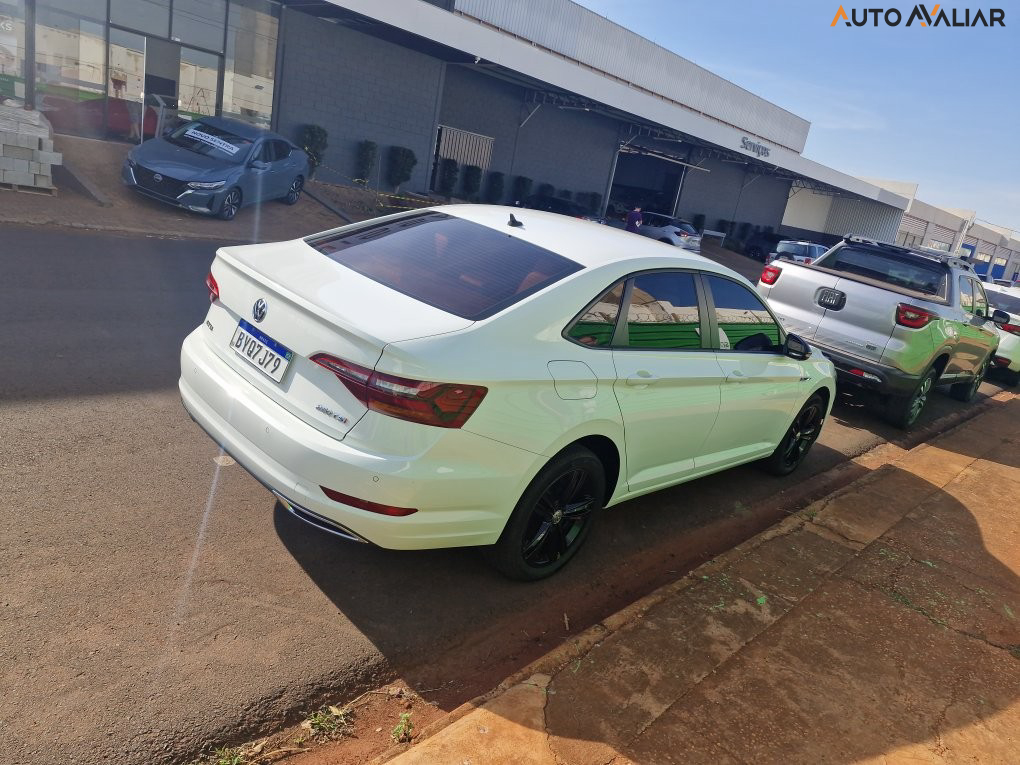 VOLKSWAGEN JETTA 1.4 250 TSI TOTAL FLEX R-LINE TIPTRONIC