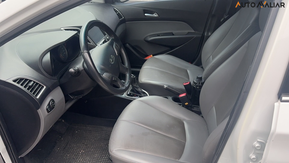 HYUNDAI HB20S 1.6 PREMIUM 16V FLEX 4P AUTOMATICO