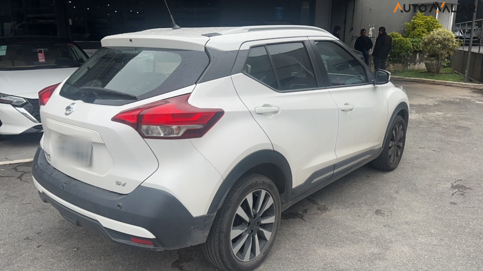 NISSAN KICKS 1.6 16V FLEXSTART SV 4P XTRONIC