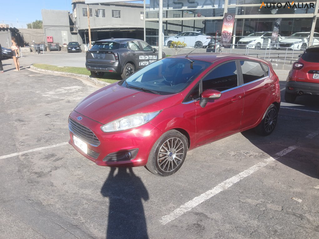 FORD FIESTA 1.6 TITANIUM HATCH 16V FLEX 4P POWERSHIFT