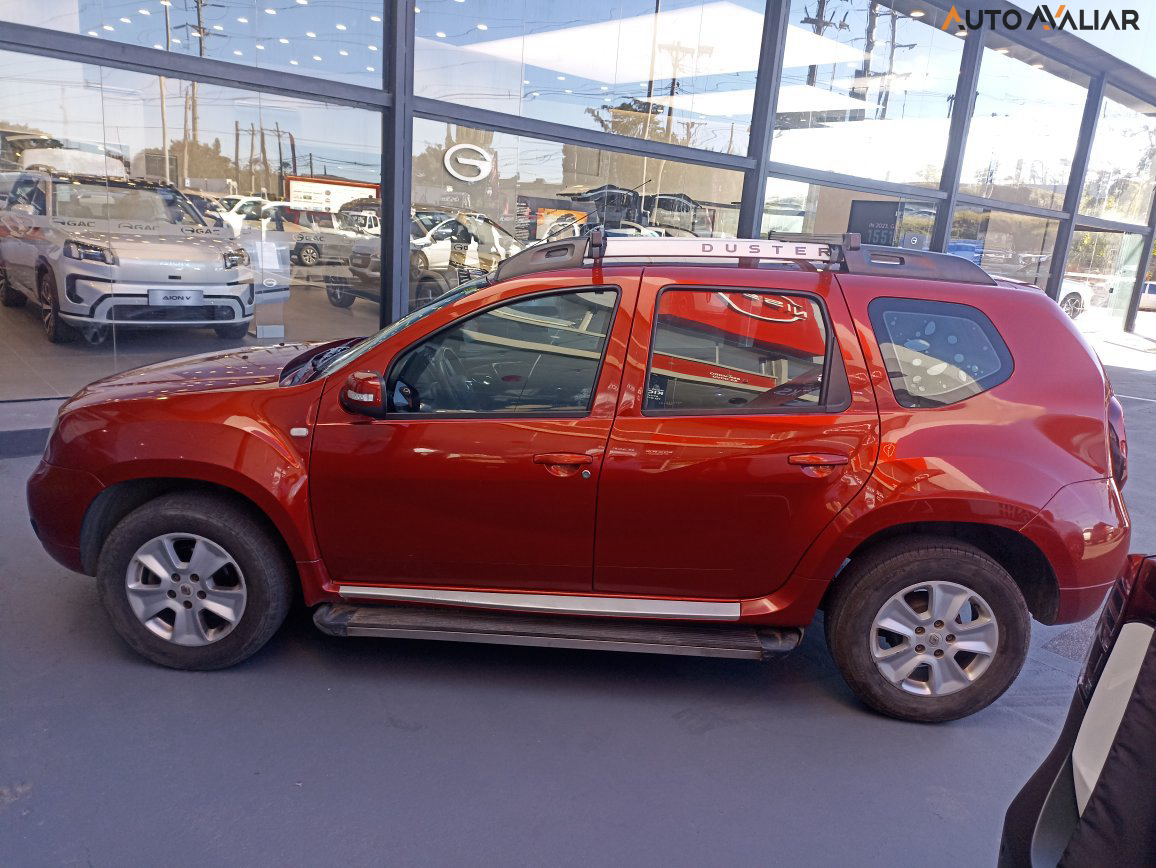 RENAULT DUSTER 2.0 DYNAMIQUE 4X2 16V FLEX 4P AUTOMATICO