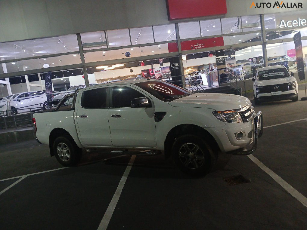 FORD RANGER 2.5 XLT 4X2 CD 16V FLEX 4P MANUAL