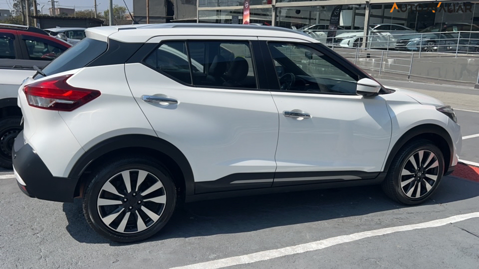 NISSAN KICKS 1.6 16V FLEXSTART SL 4P XTRONIC