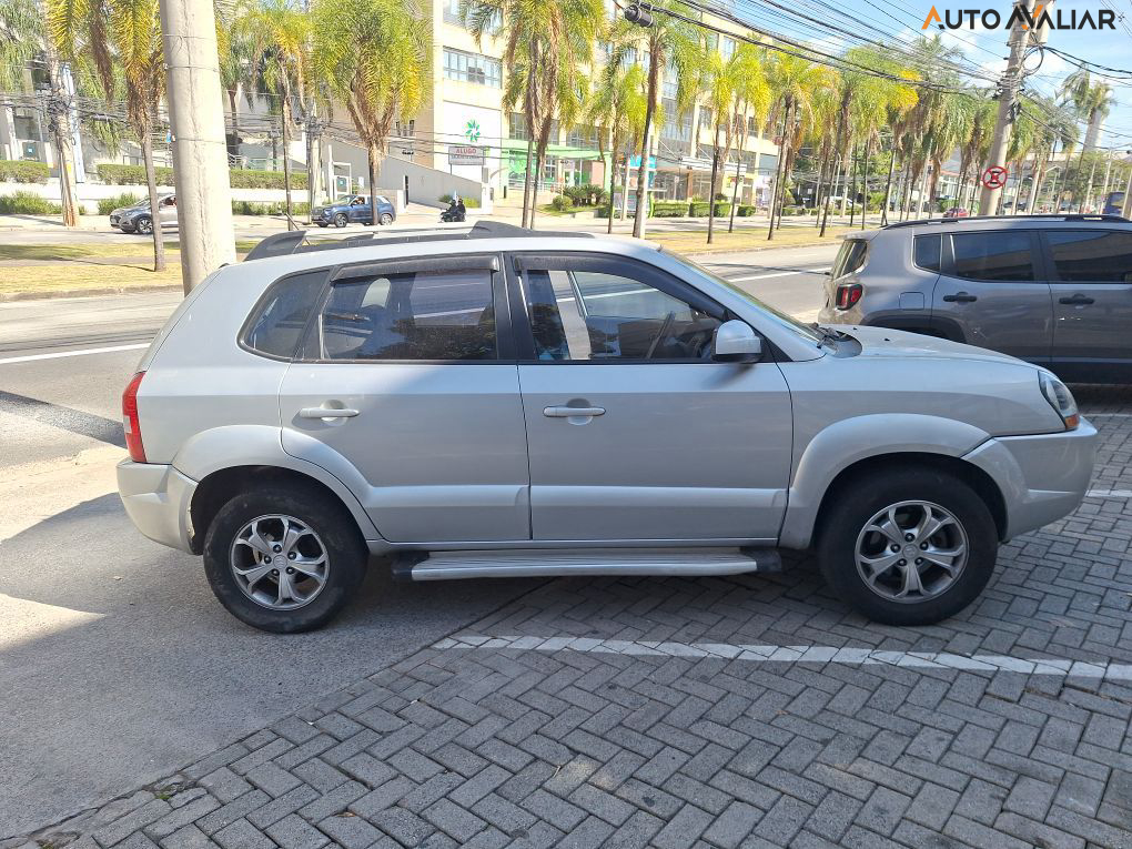 HYUNDAI TUCSON 2.0 MPFI GLS 16V 143CV 2WD FLEX 4P AUTOMATICO