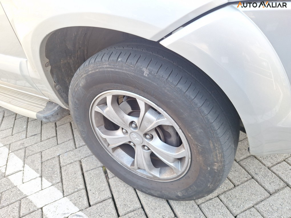 HYUNDAI TUCSON 2.0 MPFI GLS 16V 143CV 2WD FLEX 4P AUTOMATICO