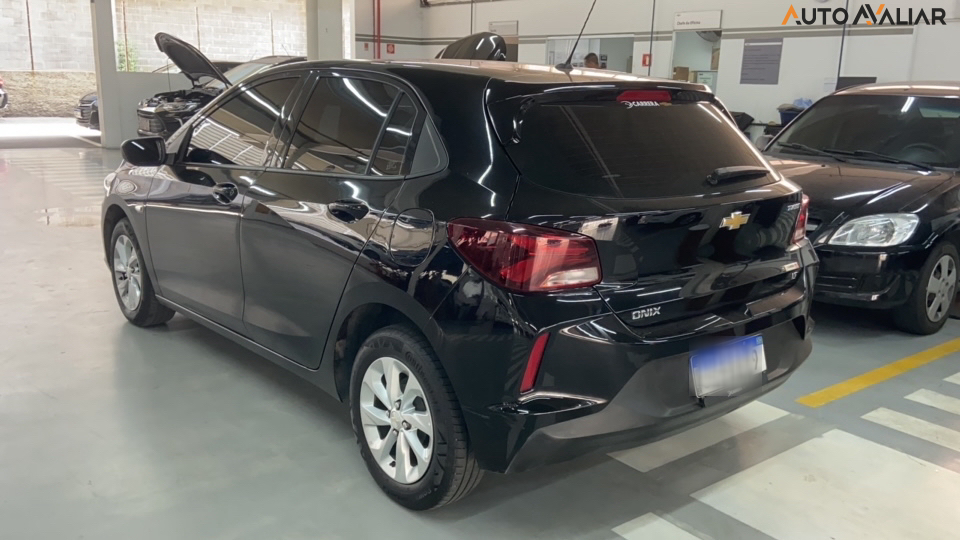 CHEVROLET ONIX 1.0 TURBO FLEX LT MANUAL