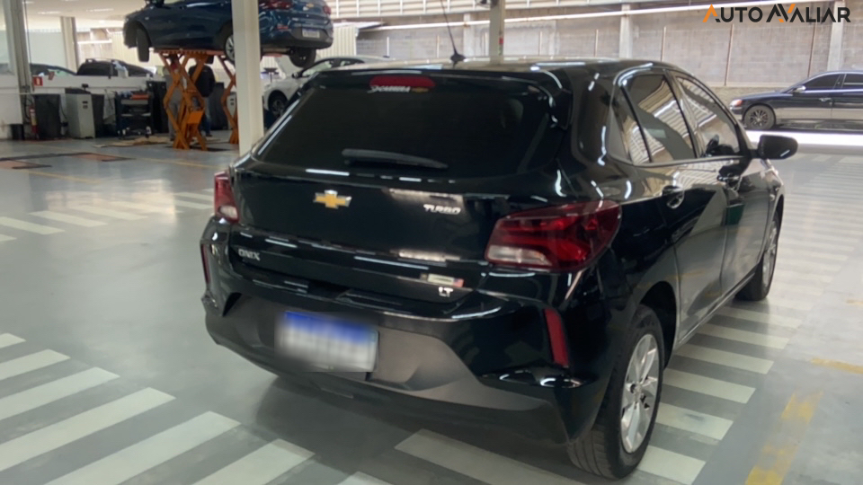 CHEVROLET ONIX 1.0 TURBO FLEX LT MANUAL