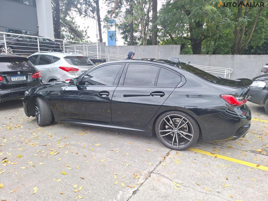 BMW 320I 2.0 16V TURBO GASOLINA M SPORT AUTOMATICO