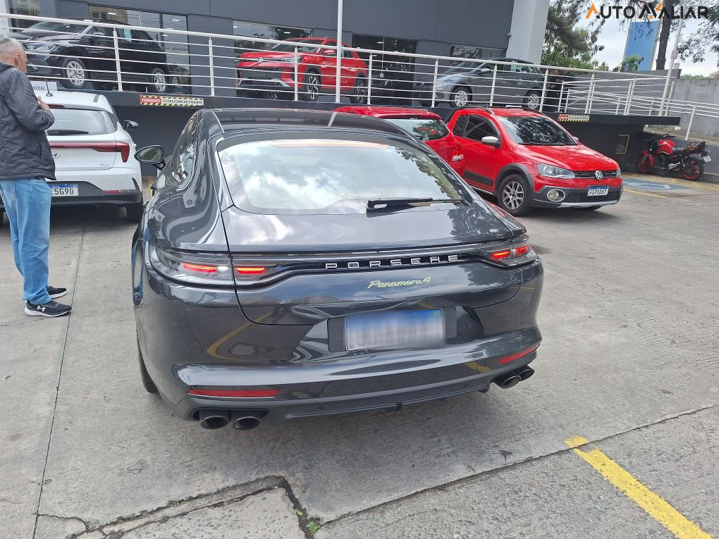 PORSCHE PANAMERA 2.9 V6 E-HYBRID 4 PLATINUM EDITION PDK