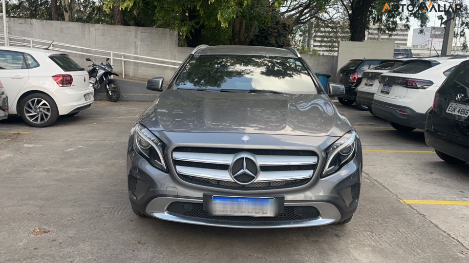 MERCEDES-BENZ GLA 200 1.6 CGI ADVANCE 16V TURBO FLEX 4P AUTOMATICO