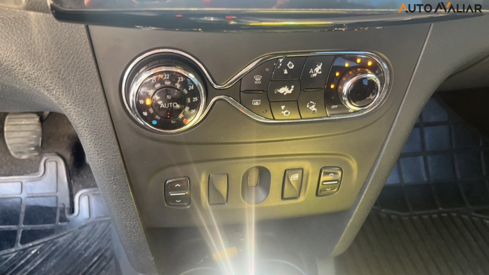 RENAULT SANDERO 1.6 GT LINE LIMITED FLEX 4P MANUAL