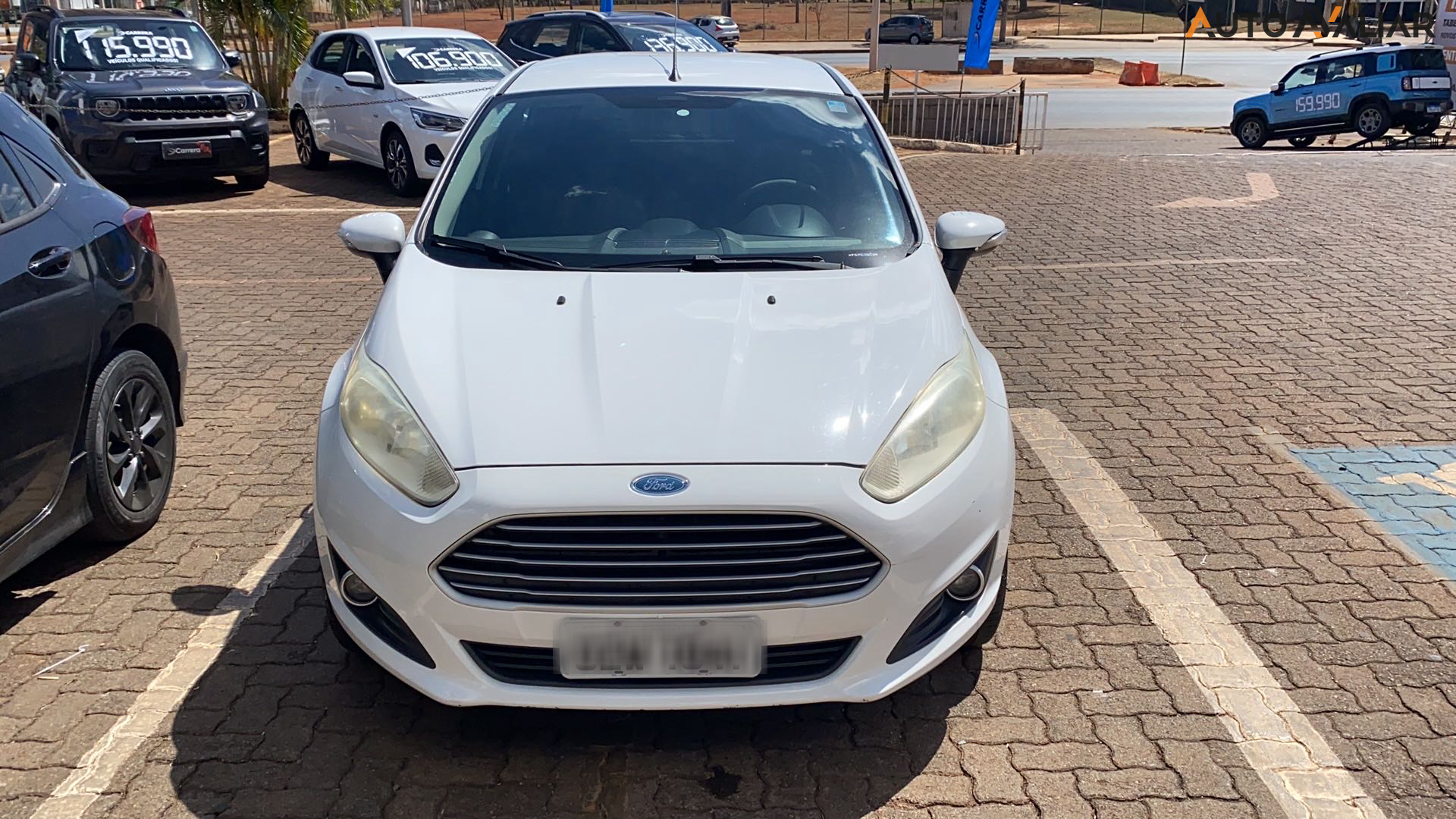 FORD FIESTA 1.6 SE HATCH 16V FLEX 4P POWERSHIFT