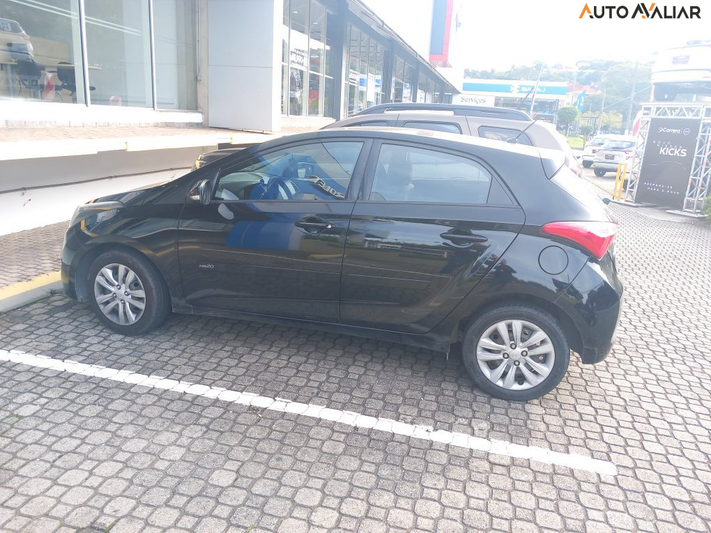 HYUNDAI HB20 1.0 COMFORT PLUS 12V FLEX 4P MANUAL