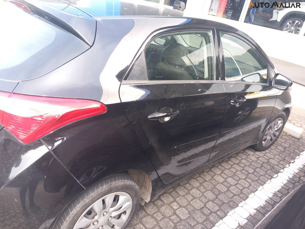 HYUNDAI HB20 1.0 COMFORT PLUS 12V FLEX 4P MANUAL