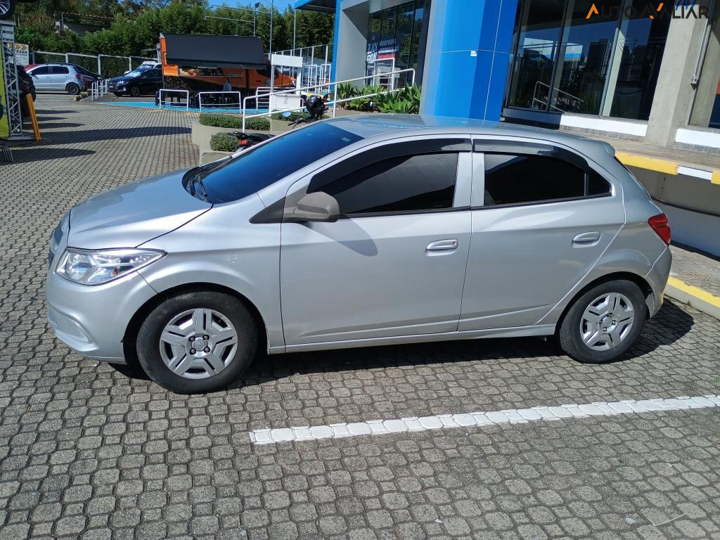 CHEVROLET ONIX 1.0 MPFI JOY 8V FLEX 4P MANUAL