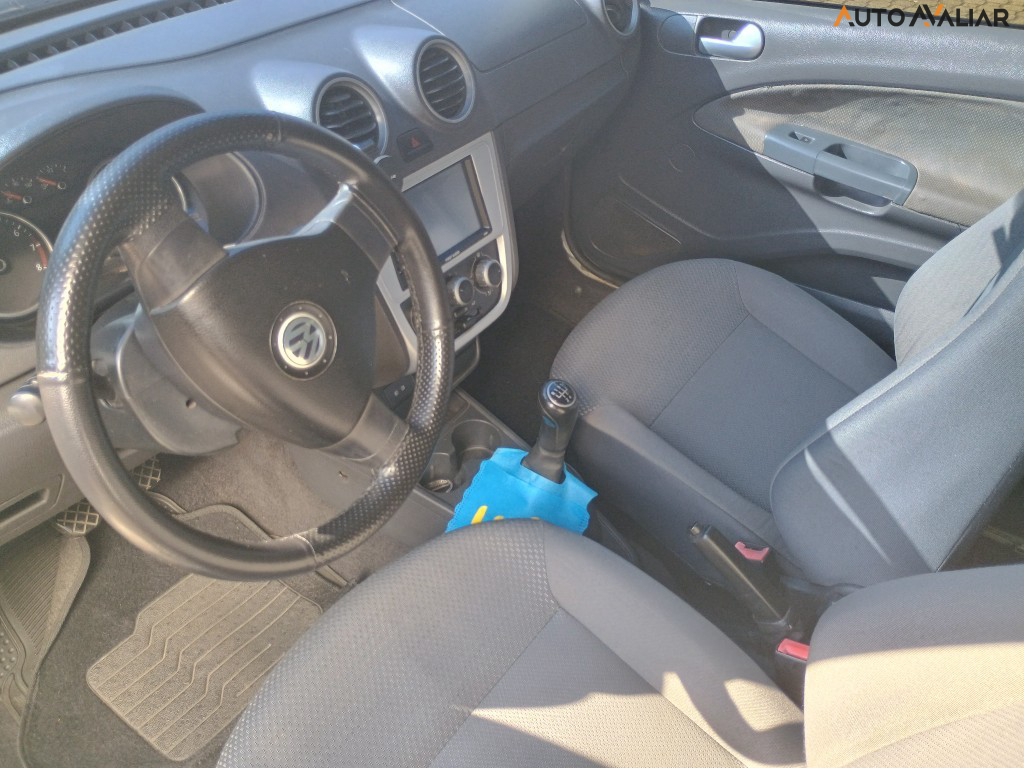 VOLKSWAGEN VOYAGE 1.0 MI 8V FLEX 4P MANUAL