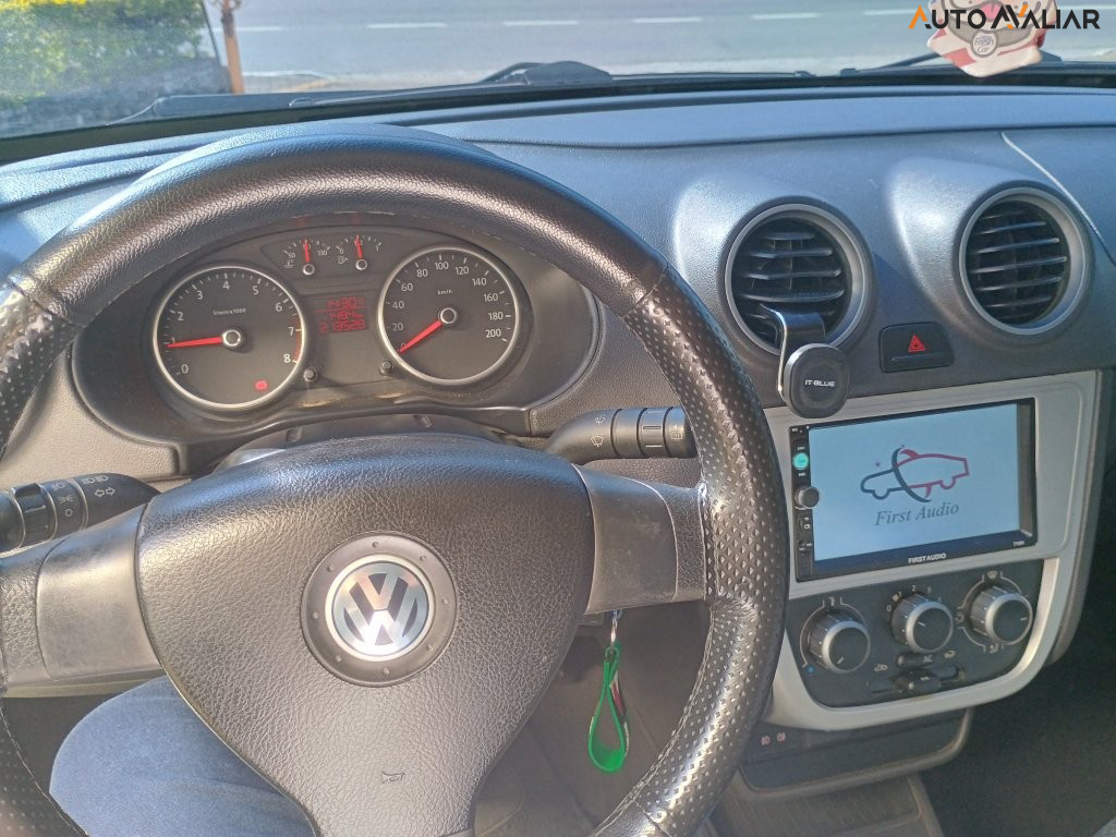 VOLKSWAGEN VOYAGE 1.0 MI 8V FLEX 4P MANUAL