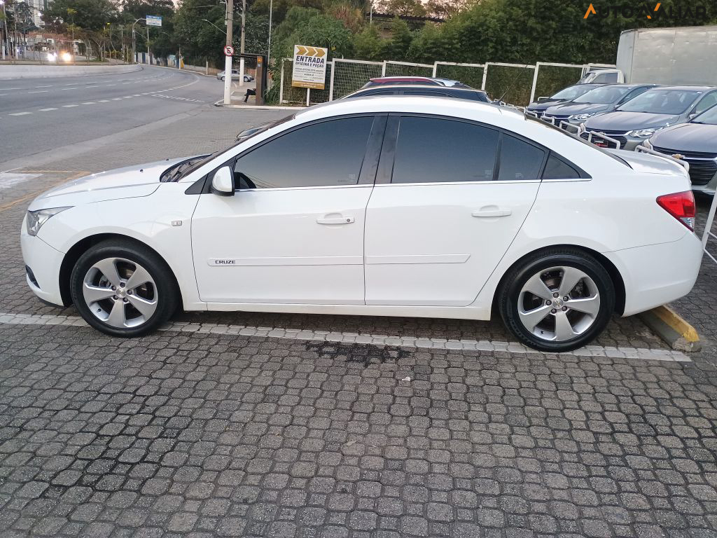CHEVROLET CRUZE 1.8 LT 16V FLEX 4P MANUAL
