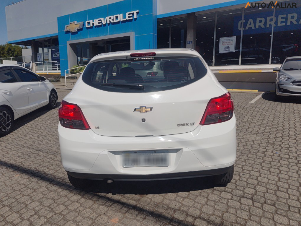 CHEVROLET ONIX 1.4 MPFI LT 8V FLEX 4P MANUAL