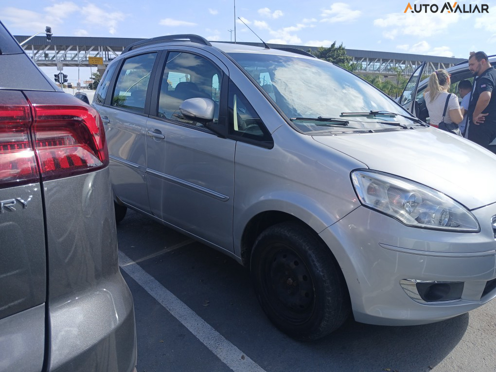 FIAT IDEA 1.4 MPI ATTRACTIVE 8V FLEX 4P MANUAL