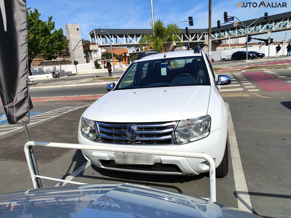 RENAULT DUSTER 2.0 DYNAMIQUE 4X2 16V FLEX 4P AUTOMATICO