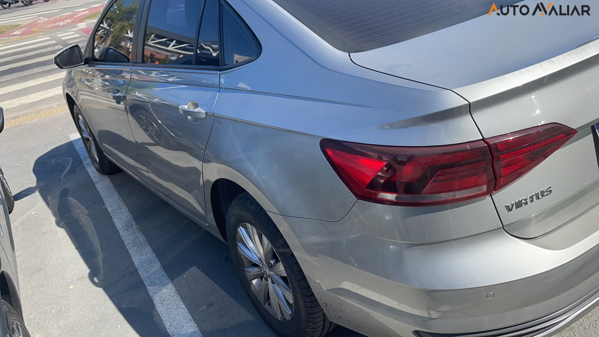 VOLKSWAGEN VIRTUS 1.0 200 TSI COMFORTLINE AUTOMÁTICO