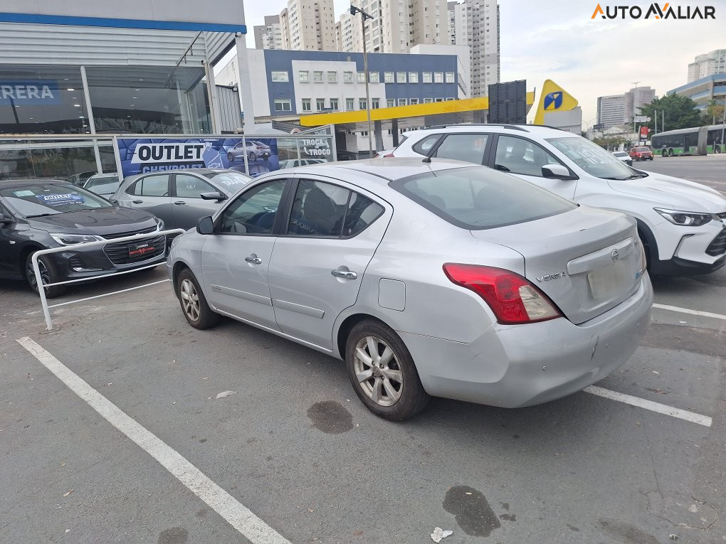 NISSAN VERSA 1.6 16V FLEX SL 4P MANUAL