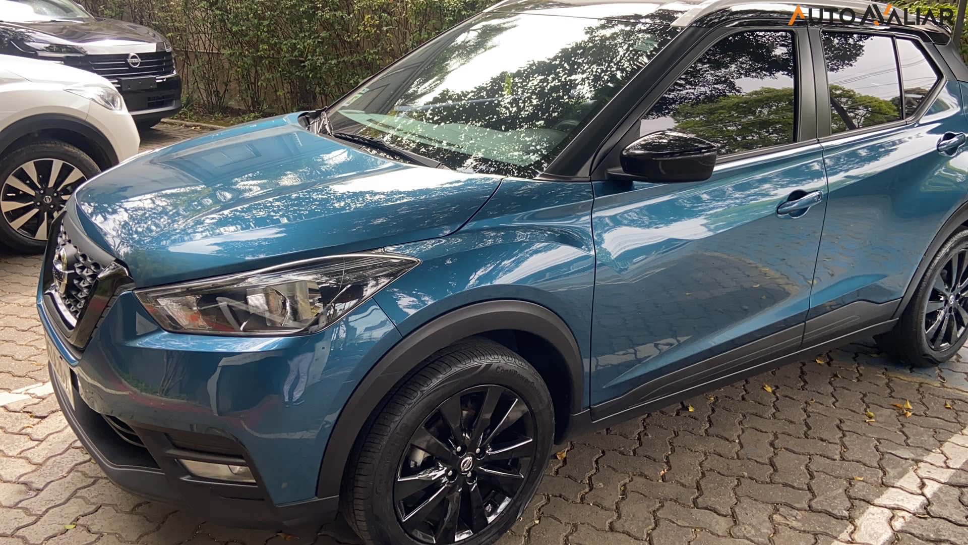 NISSAN KICKS 1.6 16V FLEXSTART UEFA CHAMPIONS LEAGUE 4P XTRONIC