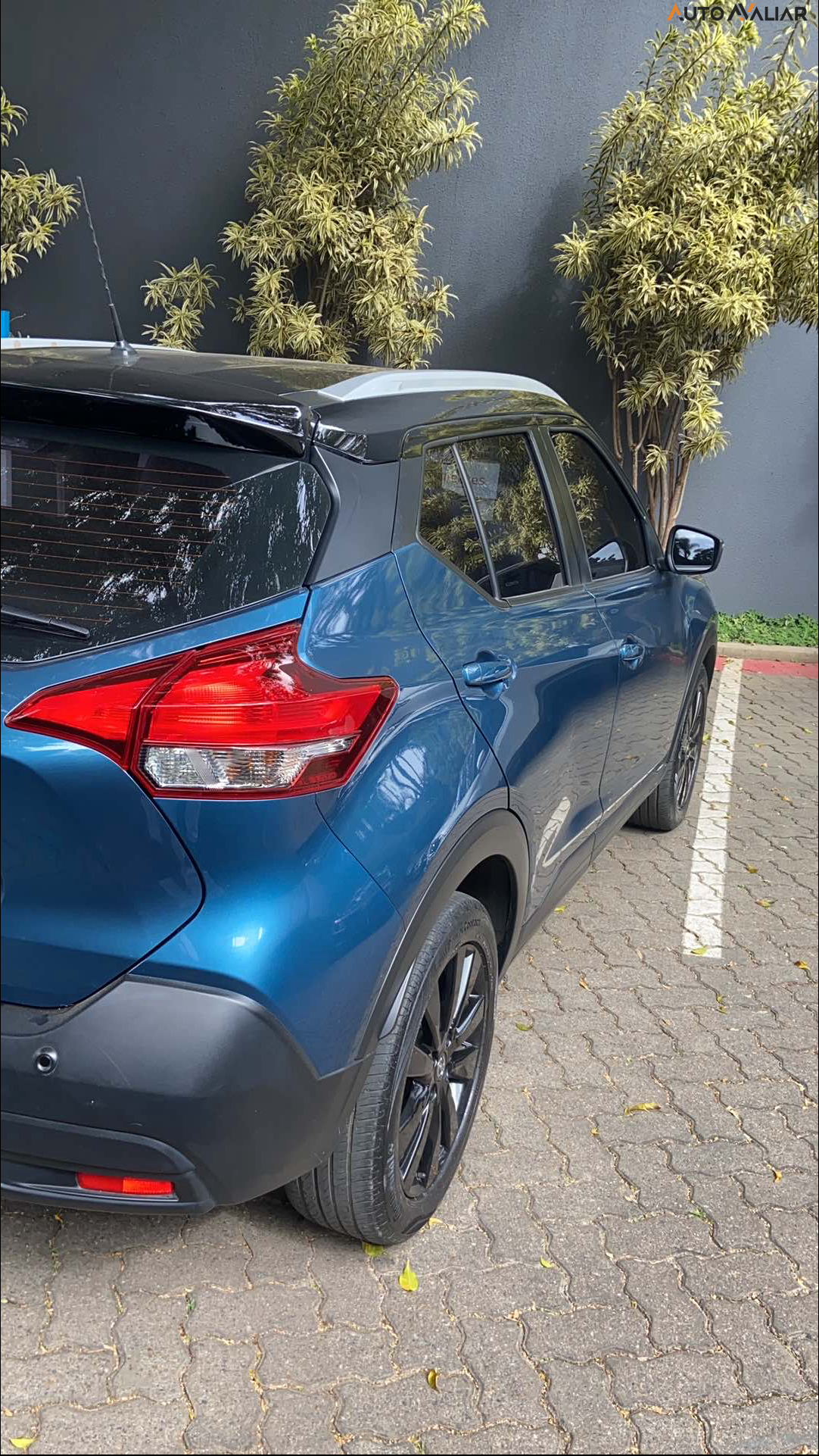 NISSAN KICKS 1.6 16V FLEXSTART UEFA CHAMPIONS LEAGUE 4P XTRONIC