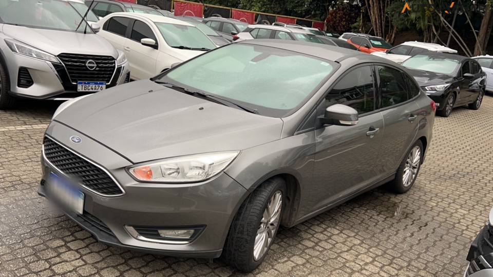 FORD FOCUS 2.0 SE FASTBACK 16V FLEX 4P POWERSHIFT