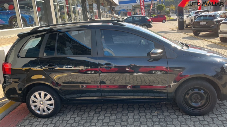 VOLKSWAGEN SPACEFOX 1.6 MI TREND 8V FLEX 4P MANUAL