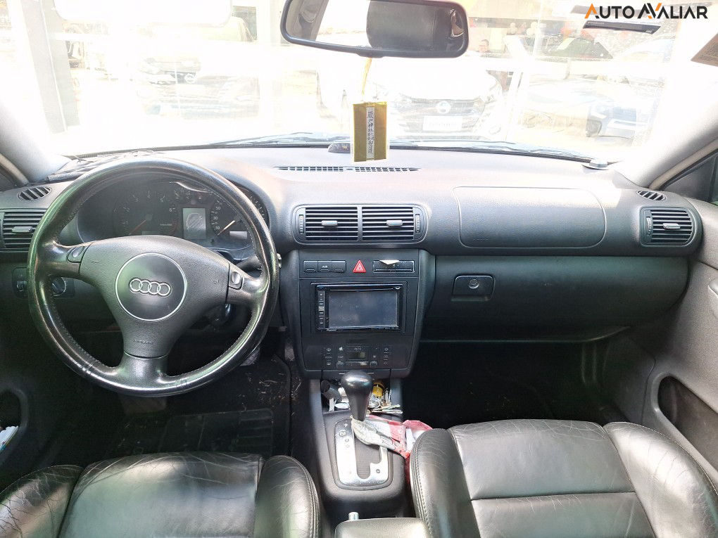 AUDI A3 1.8 20V 180CV TURBO GASOLINA 4P TIPTRONIC