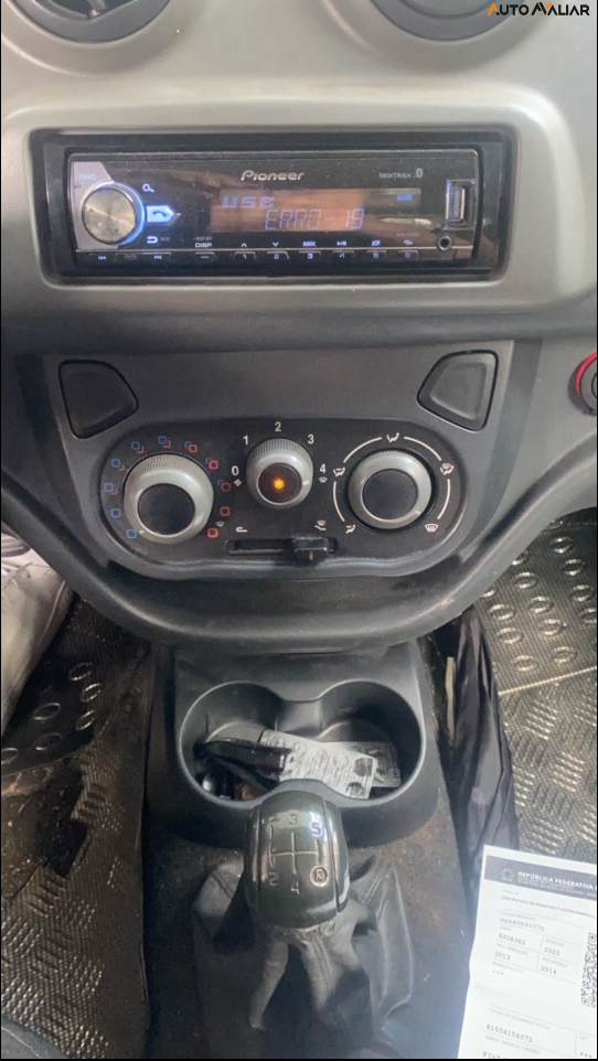 FIAT UNO 1.0 EVO VIVACE 8V FLEX 4P MANUAL
